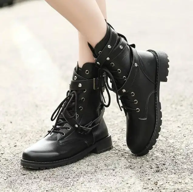 Billig XDA 2019 Motorrad Stiefel Damen Vintage Kampf Herbst Stiefel Armee Punk Goth frauen stiefel Frauen Biker PU Leder Kurze Stiefel