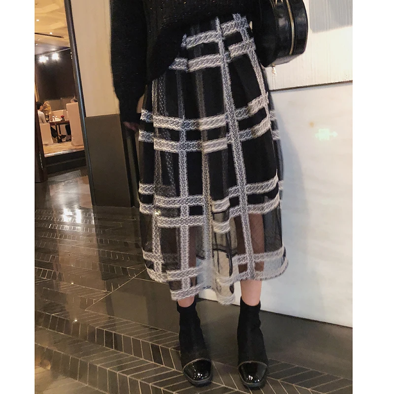 

MISHOW 2019 autumn plaid pleated skirt women causal elastic waist mesh Mid-length black skirt MX18D1879