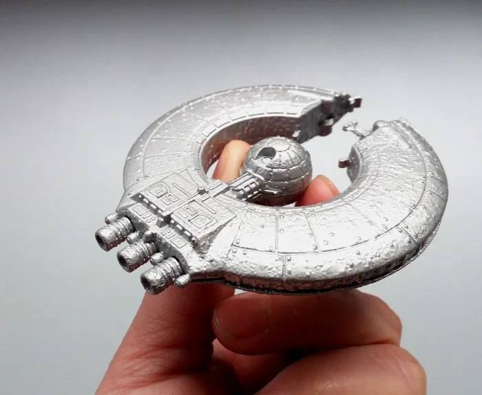 

Special Die-cast Metal New Space Spaceship Children's Toy Model Desktop Display Collection