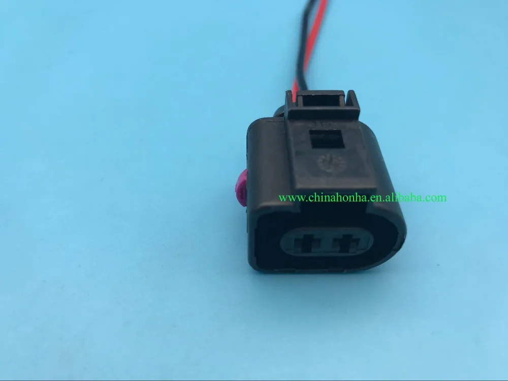 

5 PCS 2 pin Wiper Washer Fluid Pump Pigtail Wiring Plug Connector Car horn socket 1J0973722