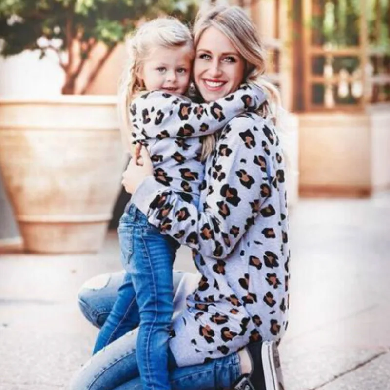 Одинаковые комплекты для семьи, рубашка с длинными рукавами с леопардовым принтом для мамы, дочки и сына, семейная одежда, комплекты одежды - Цвет: Серый
