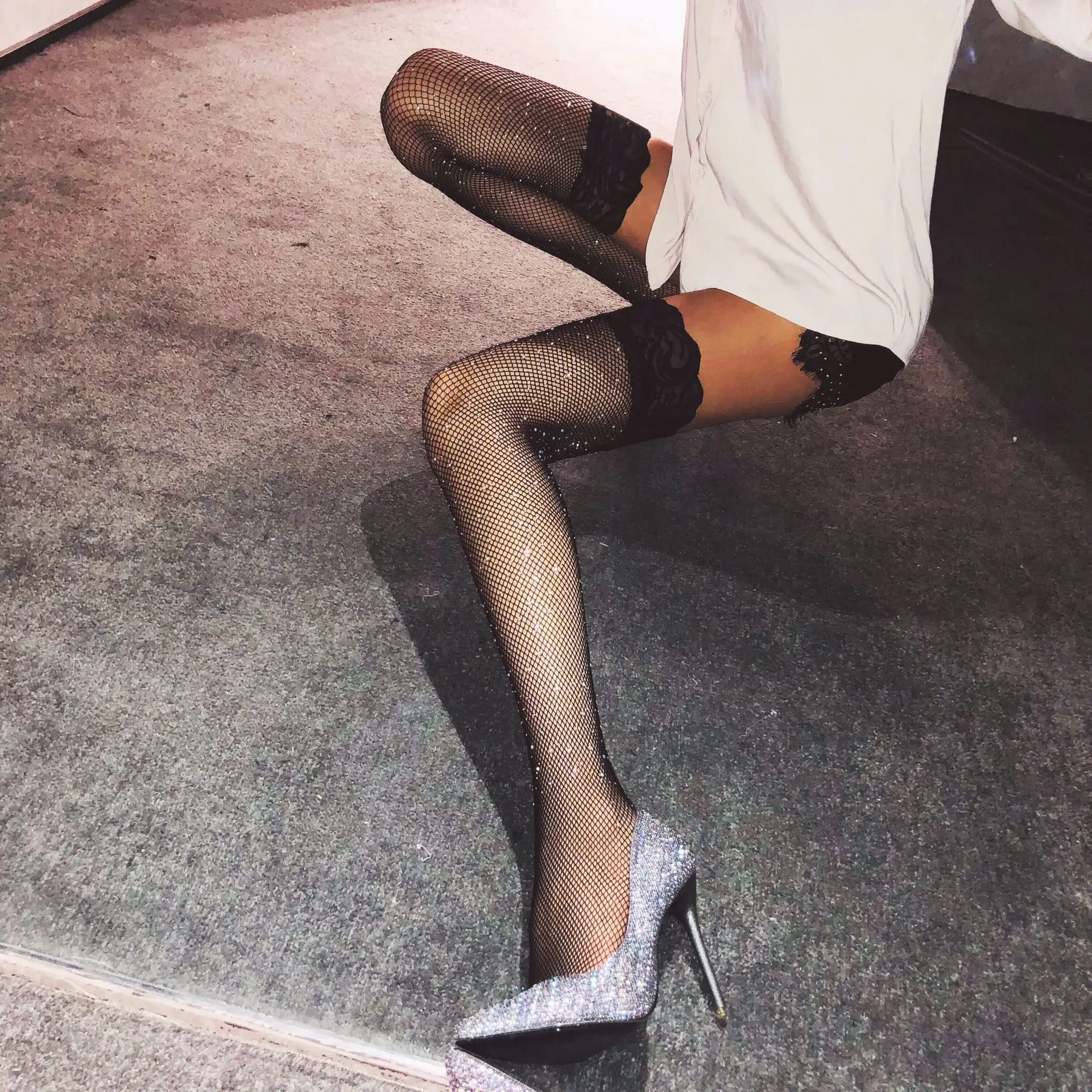 Sexy Women Stockings Shiny Fishnet Stocking High Quality Hollow Mesh Diamonds Plaid Knee LongSocks Sparkle Rhinestone High Knee