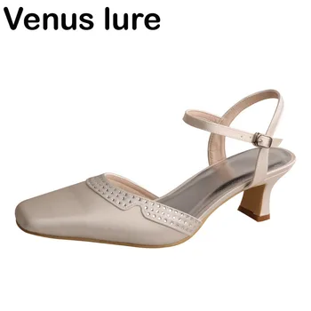 

Square-toe Chunky Heels Court Shoes for Wedding Evening Wear Shoes with Diamante