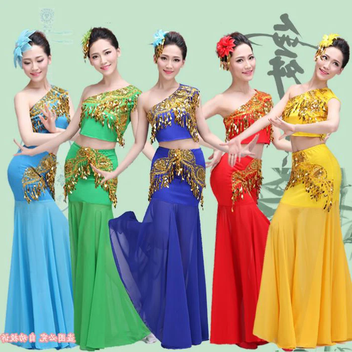 the national attire for women
