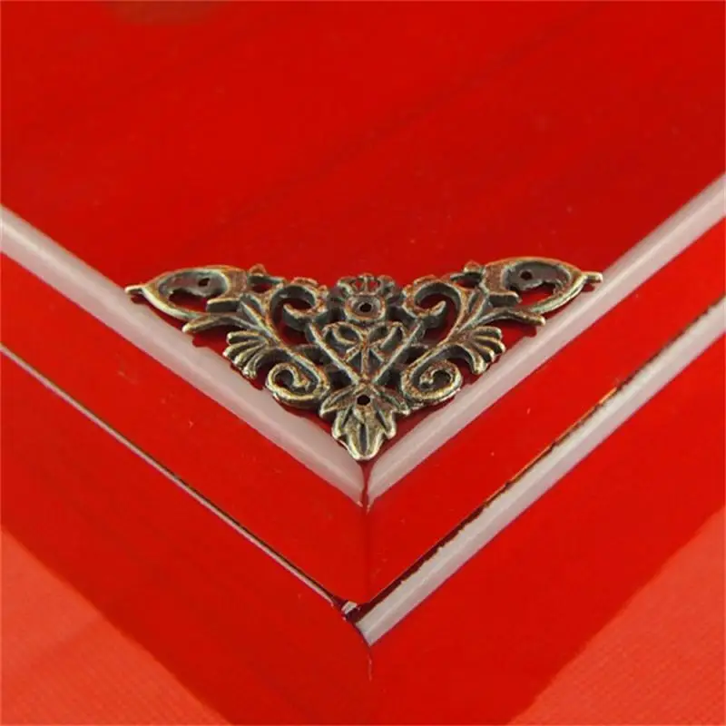 

4 Pcs Bronze Alloy Corners / Antique Angle Patch Retro Decoration Box Table Angle (With Nails)
