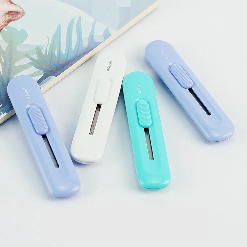 

2pcs Cute Solid Color Mini Portable Utility Knife Paper Cutter Cutting Paper Razor Blade Office Stationery Escolar Papelaria