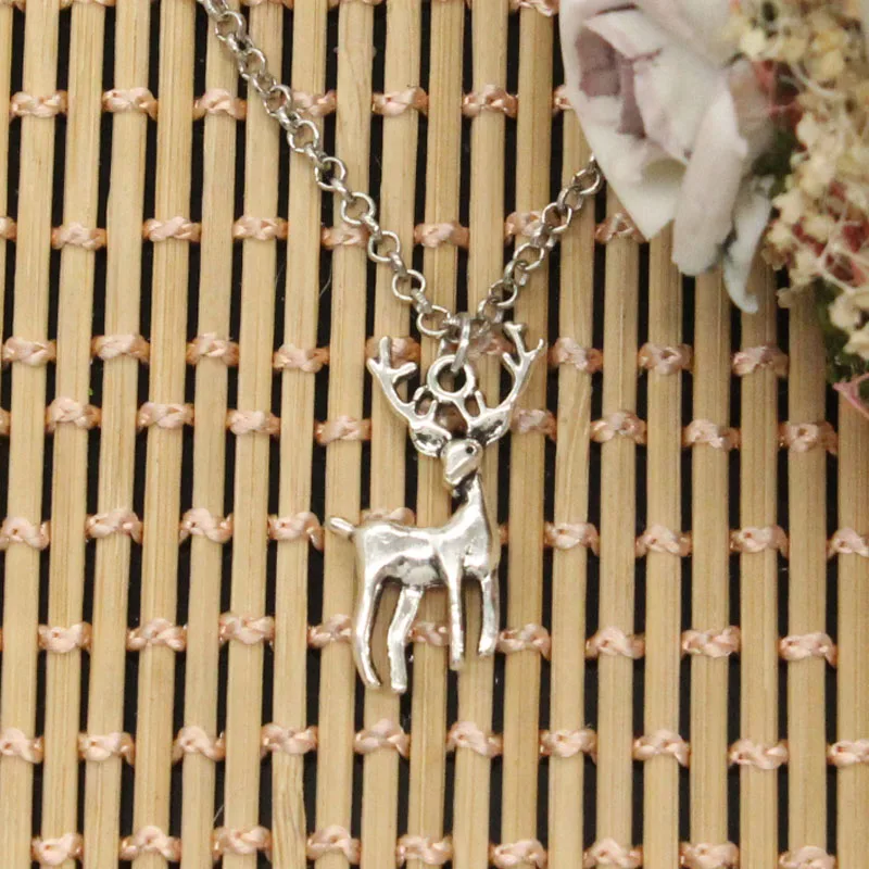 New Fashion Tibetan Silver Pendant Christmas deer sika Choker Charm Short Long DIY Necklace Factory Price Handmade jewelry - Окраска металла: round chain