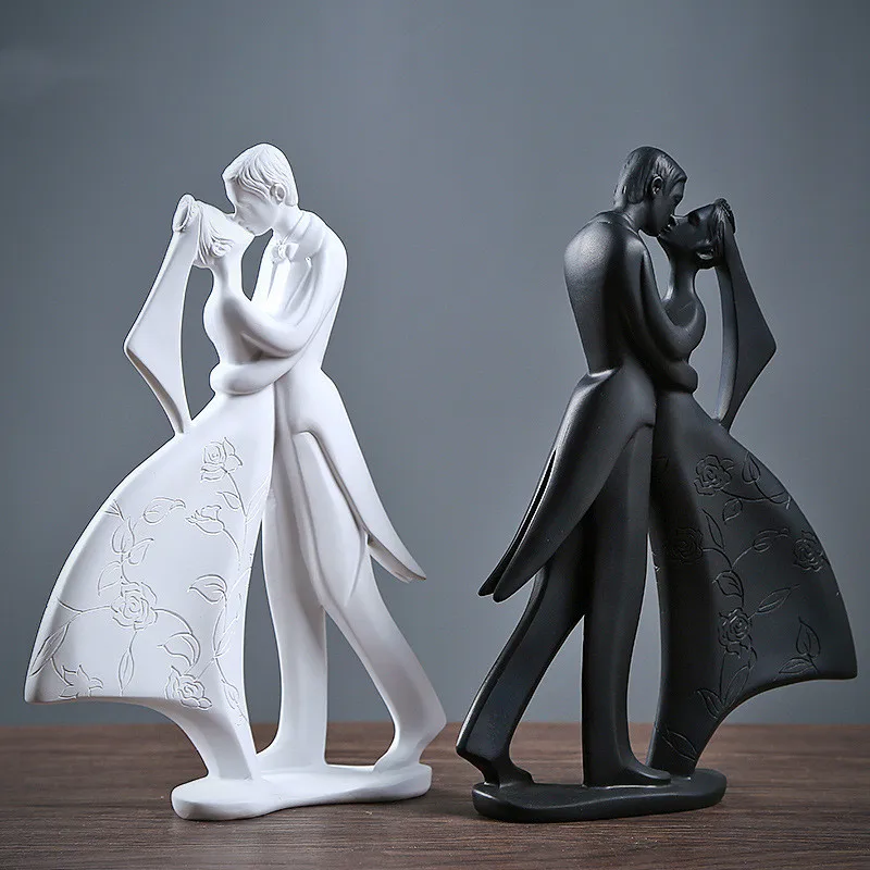 

36CM 1:6 Creative minimalist wedding romantic Home couple character Resin process StatueAction Figure Model Collection ornaments
