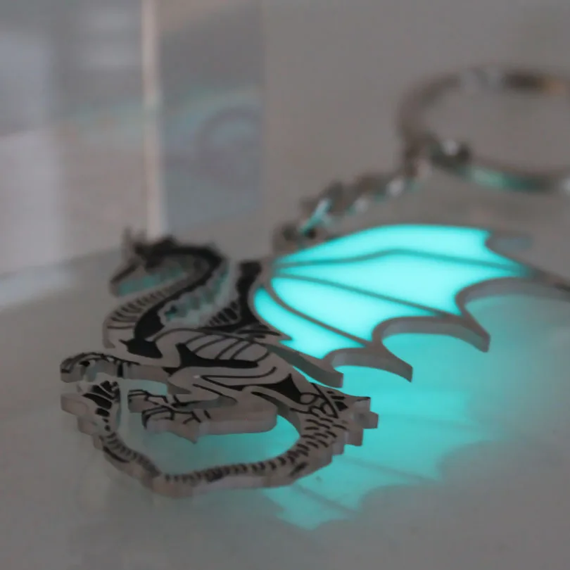 ステンレス鋼ギフトドラゴ​​ンキーホルダー光るキーチェーン