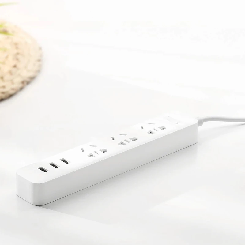 Xiaomi power Strip 3 гнезда(3 с пятью отверстиями) 3 USB Самостоятельная зарядка(5 В = 2,1 А один, 15 Вт макс - Цвет: Белый