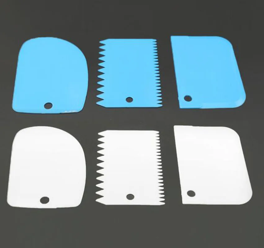 

3pcs/set Plastic Cake Scraper Dough Cake Fondant Scraper Cake Decorating Baking Tool Pastry Spatulas Jagged Edge Cutters