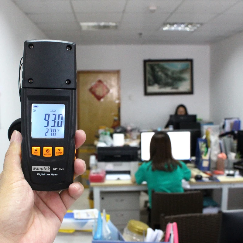 

Digital Luxmeter Light Meter Lux / FC Meter Luminometer Photometer 200,000 Lux