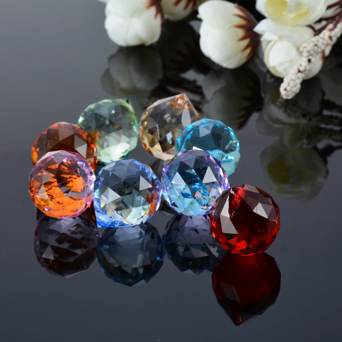 8Pcs Crystal Lighting Pendant Rainbow Chandelier Light Lamp Part Ball Prisms Suncatcher Pendant Hanging Drop Home Ornament