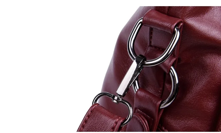 4679516933_830791076