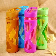 Sello de Paja Botella de Agua Del Deporte Contra el Calor Con Una Funda De Plástico Botellas de Bebidas Ecológico Protein Powder Shaker Deporte buque