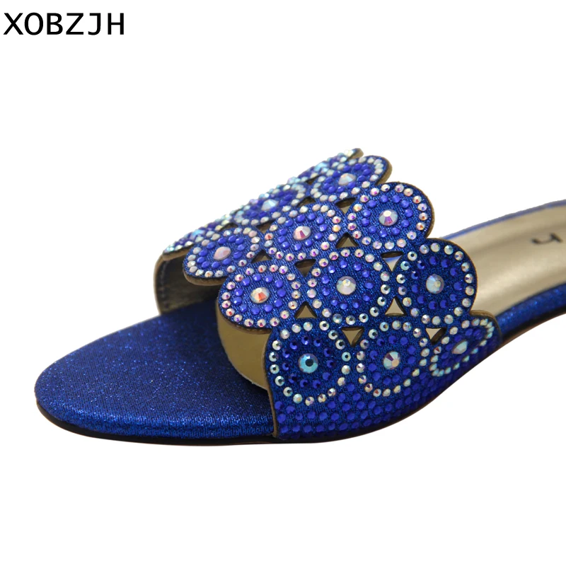 flat sandals