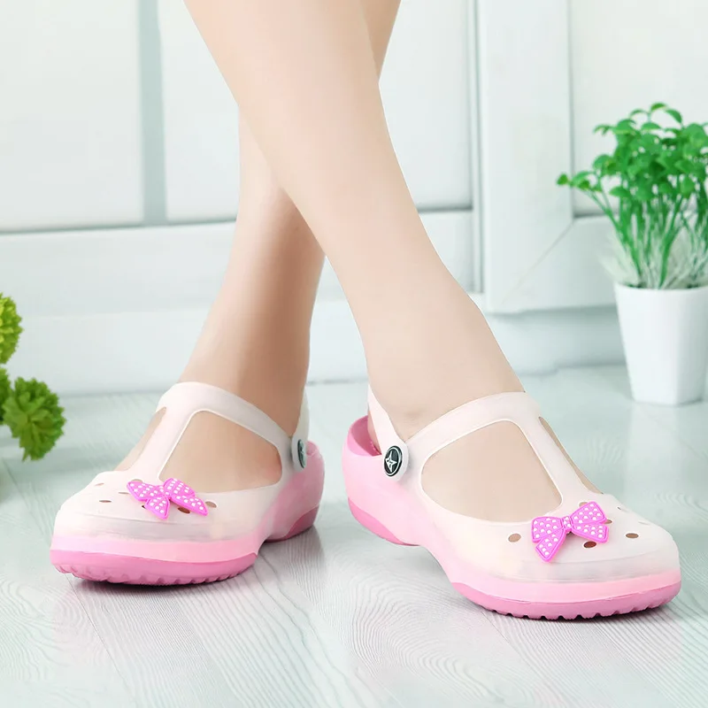 New 2019 Classic Women Jelly Sandals Design Fashion EVA croc Carved Women Slides Famous Flat Slipper Women Beach Melissa Shoes New 2019 Classic Women Jelly Sandals Design Fashion EVA croc Carved Women Slides Famous Flat Slipper Women Beach Melissa Shoes