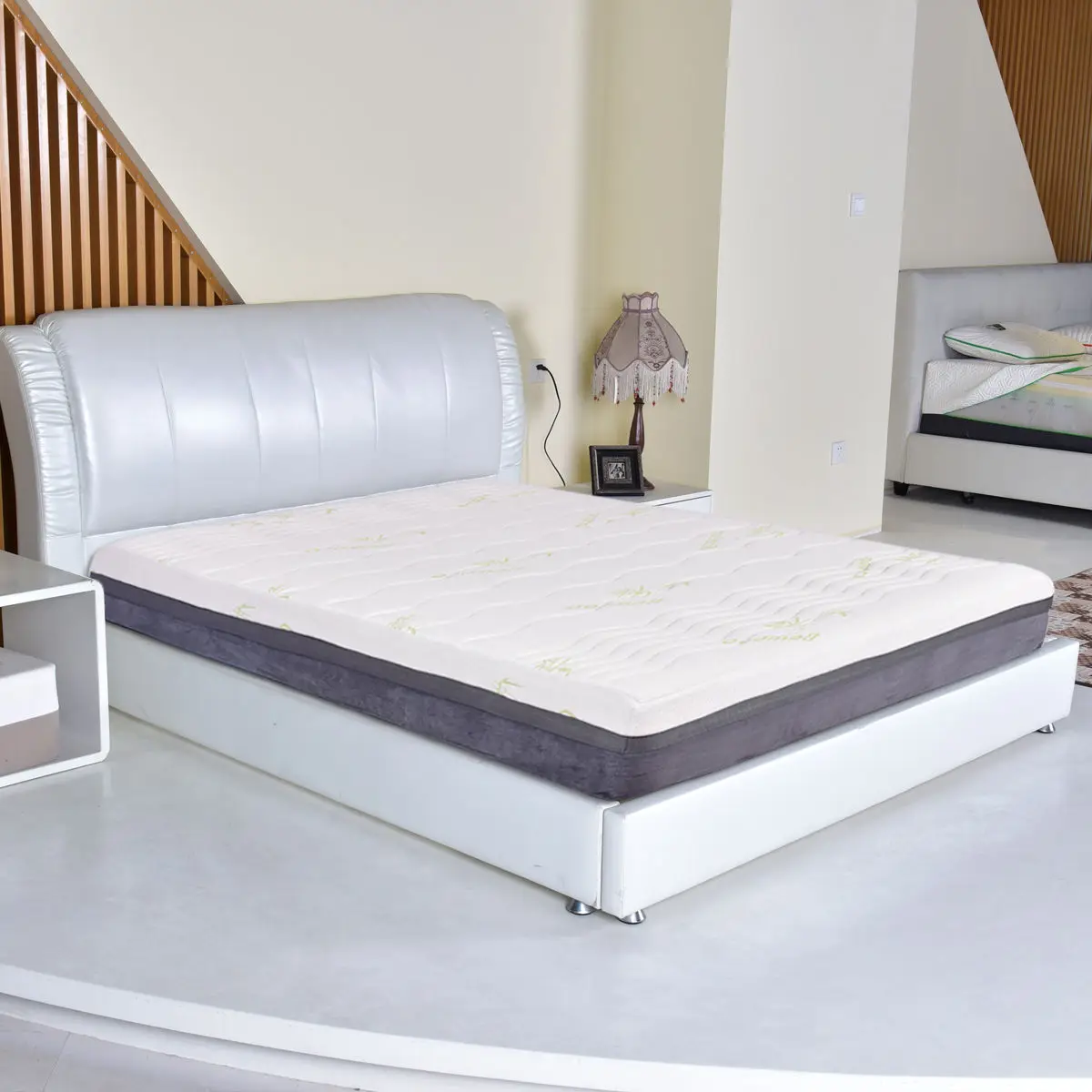 

Giantex Twin Size 10" Memory Foam Mattress Bamboo Fiber Cover Bed Mattress Pad White High Quality Bed Topper HT0968T