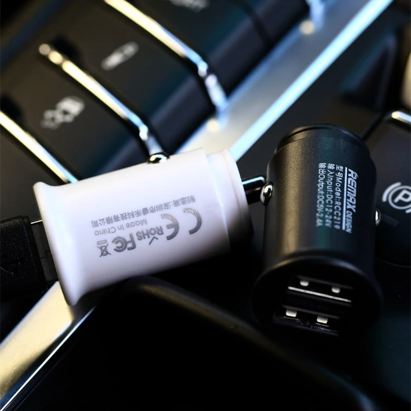 Автомобильное зарядное устройство Remax USB быстрая зарядка А для быстрой зарядки с 2