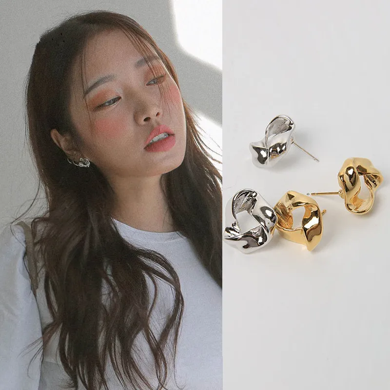 

UJBOX 2018 Korean Gold Plating Alloy Metal Stud Earrings Women Geometric Irregular OL Earrings Female Wedding Earrings