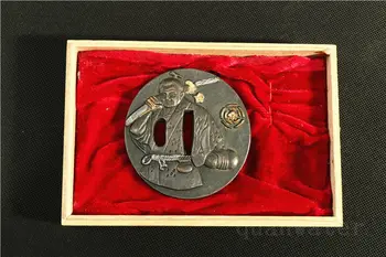 

NICE DESIGN AND QUALITY JAPANESE TSUBA WITH Samurai not cover box