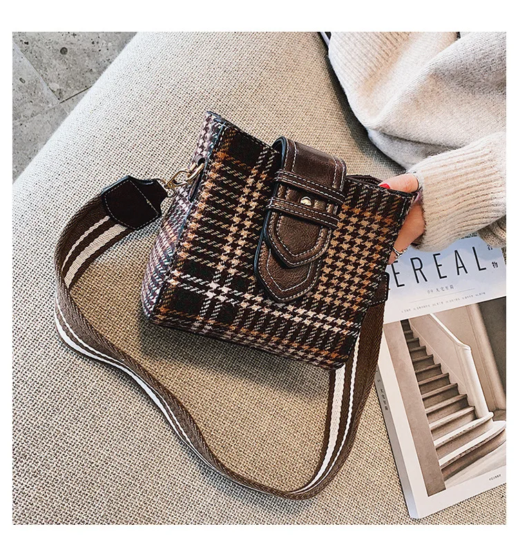 9982898526_594869609