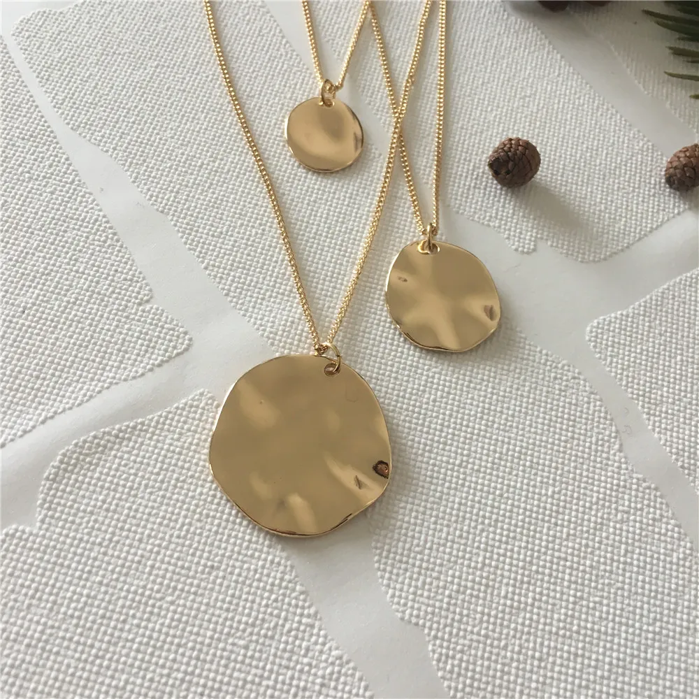 Gold color three hammered round disc pendant layered necklace in one Lobster for women fashion jewelry
Gold color three hammered round disc pendant layered necklace in one Lobster for women fashion jewelry