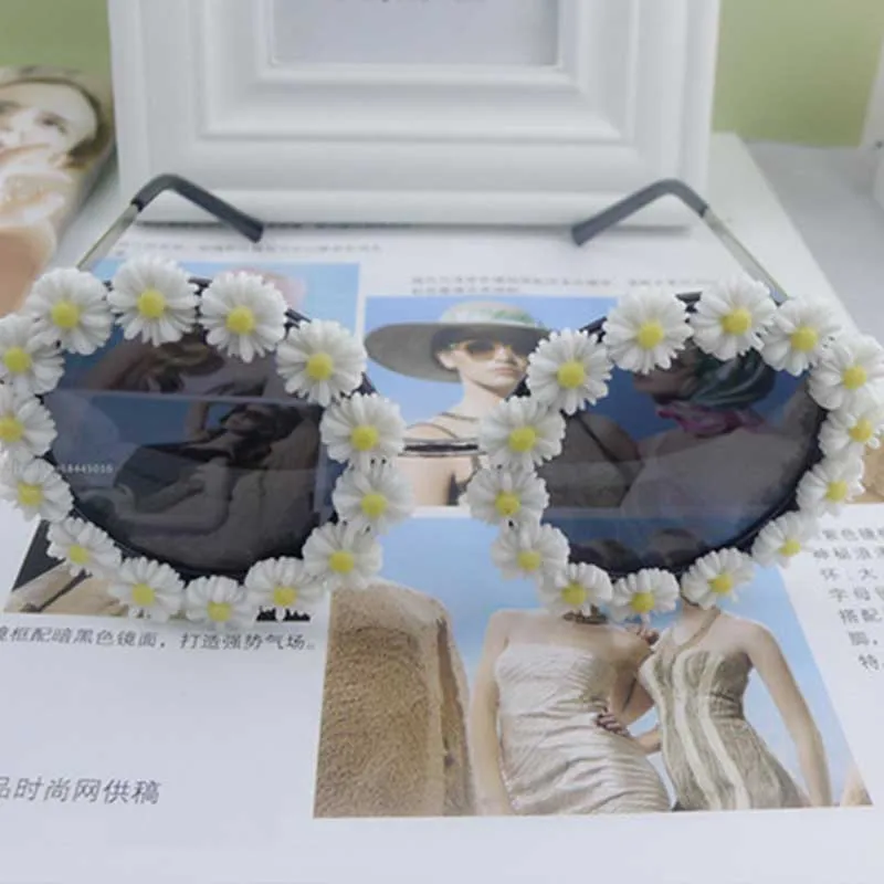 Классические ретро круглые солнцезащитные очки для женщин, брендовые дизайнерские роскошные женские солнцезащитные очки с кристаллами, летние пляжные солнцезащитные очки с цветами - Цвет линз: C4