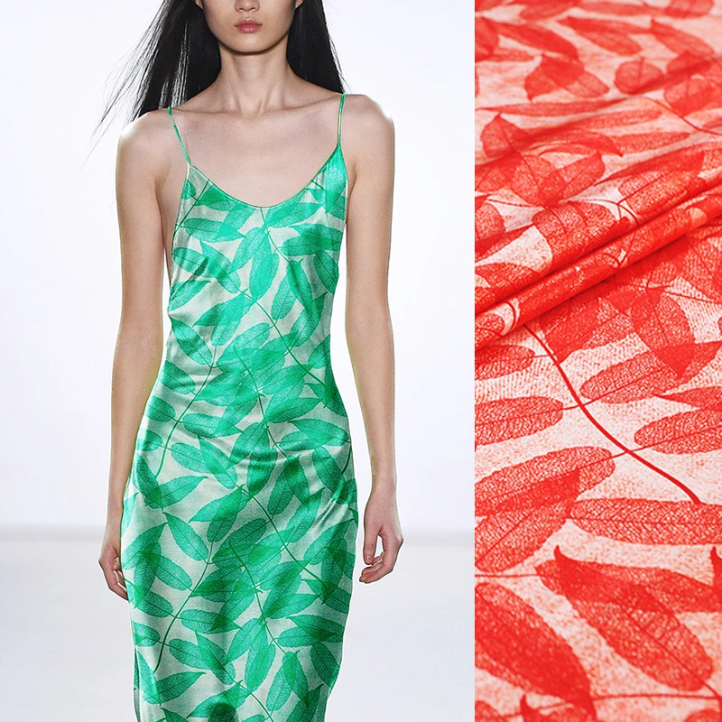 135 CM Breed 19 MM Rode Groene Bladeren Print 94% Zijde en 6% Spandex Strech Zijde Satijn Stof voor Shirt rok Jurk Cheongsam J054 135 CM Breed 19 MM Rode Groene Bladeren Print 94% Zijde en 6% Spandex Strech Zijde Satijn Stof voor Shirt rok Jurk Cheongsam J054