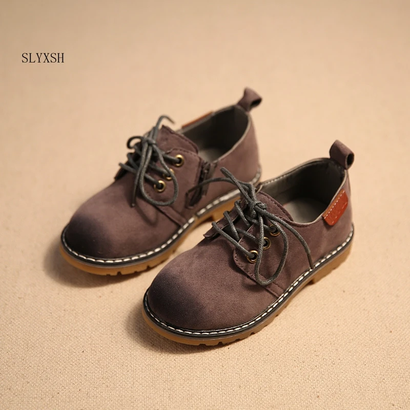 

2018 years selling new fashion retro wear large leather shoes men and women children leisure sports princess girl shoes dance