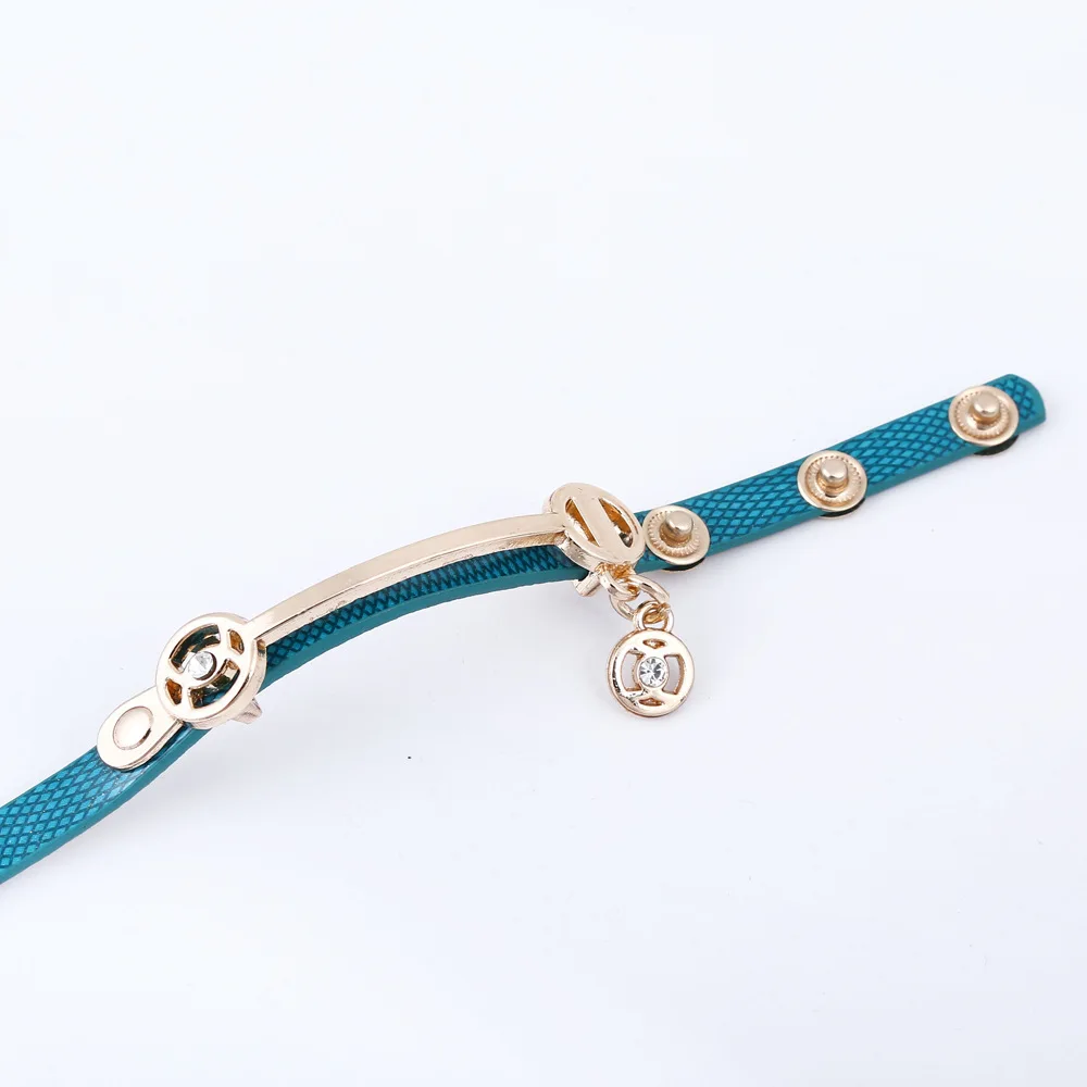 3698344564_1064879842