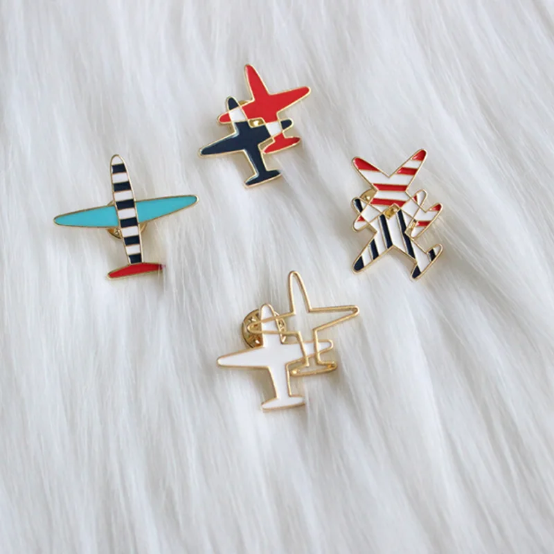 

Double Planes Cartoon Stripe Aircraft Brooches Jacket Retro Wild Badge Metal Brooch Collar Button Pin Jewelry Gifts