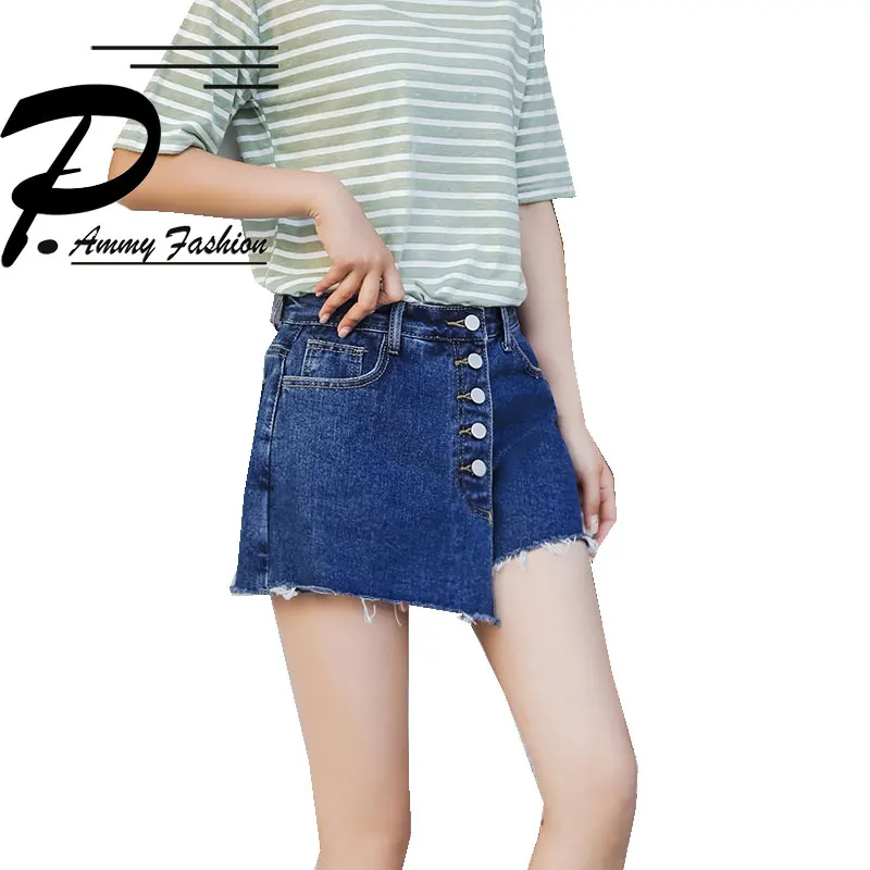 Girls in short skirts Girls in short skirts