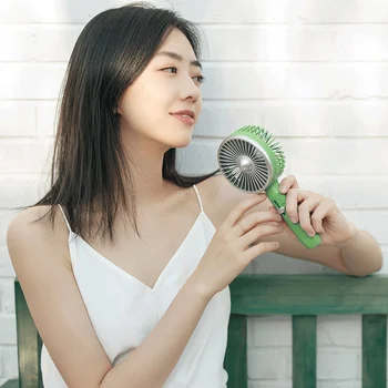 

Guildford 5 Blades Portable Cooling Fan 2000mAh 3-Gear Wind Speed Adjustable Mini Handy Fans USB Rechargable With Base