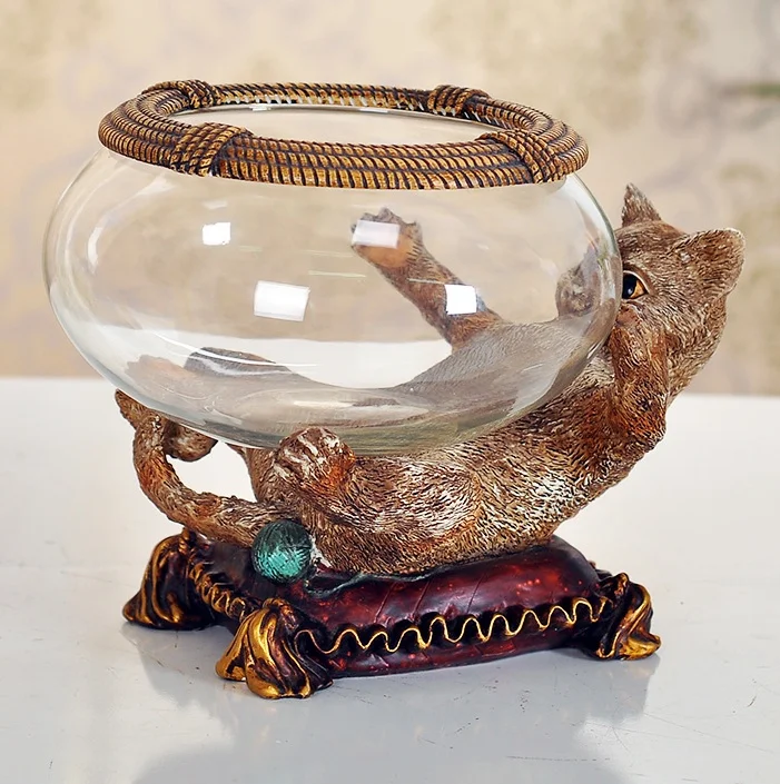 Creative Cat Statue Fish Tank Ornamental Resin and Glass Kitty Aquarium