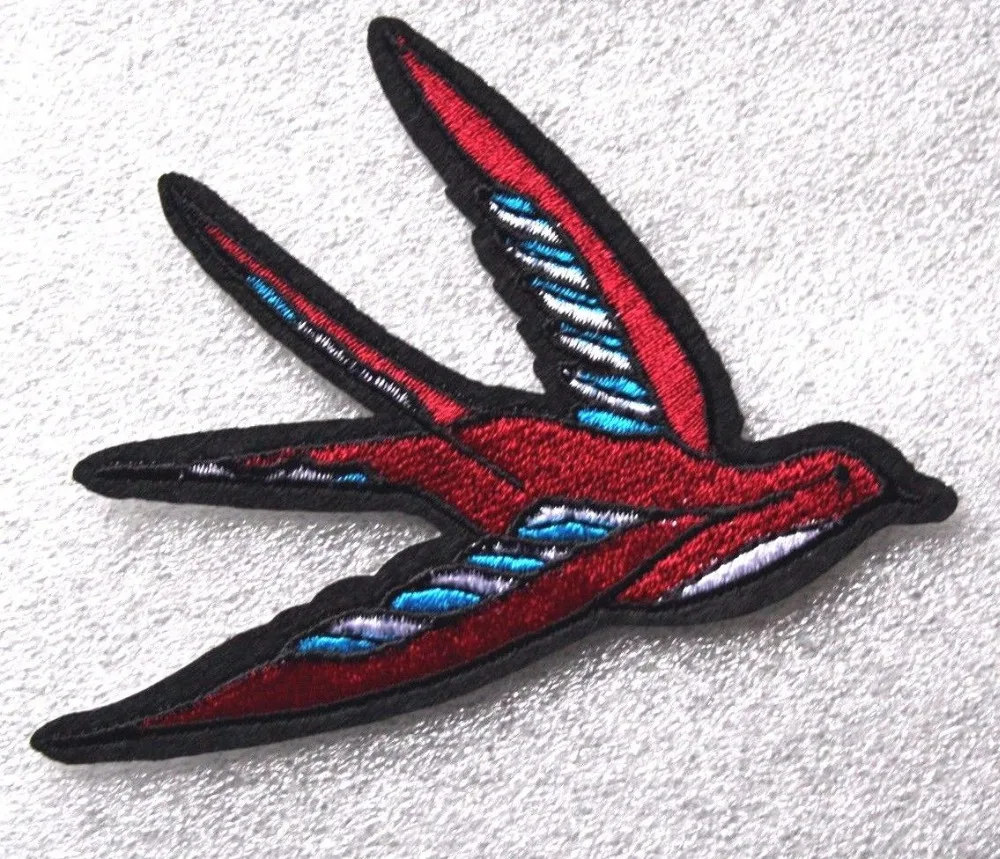 10.5*7.5cm good quality patches for clothing Embroidered birds Iron On
