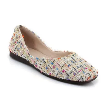 

Fashion square head light mouth single shoes in the spring of 2018 the new color matching
