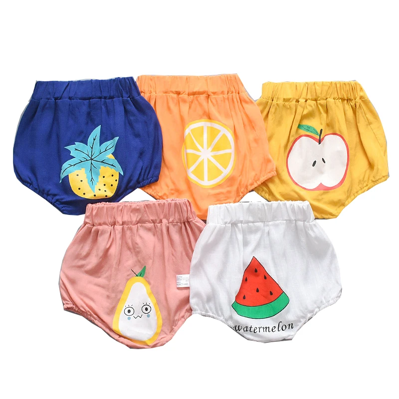 Хлопковые шорты для маленьких мальчиков и девочек, шаровары с принтом фруктов и рюшами, трусики для новорожденных, чехлы, подгузники, штаны для маленьких мальчиков, летняя детская одежда