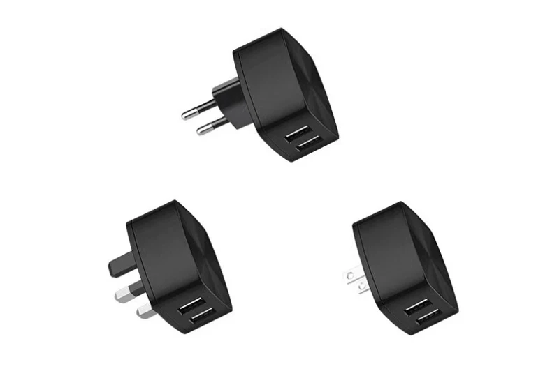 3 plugs s