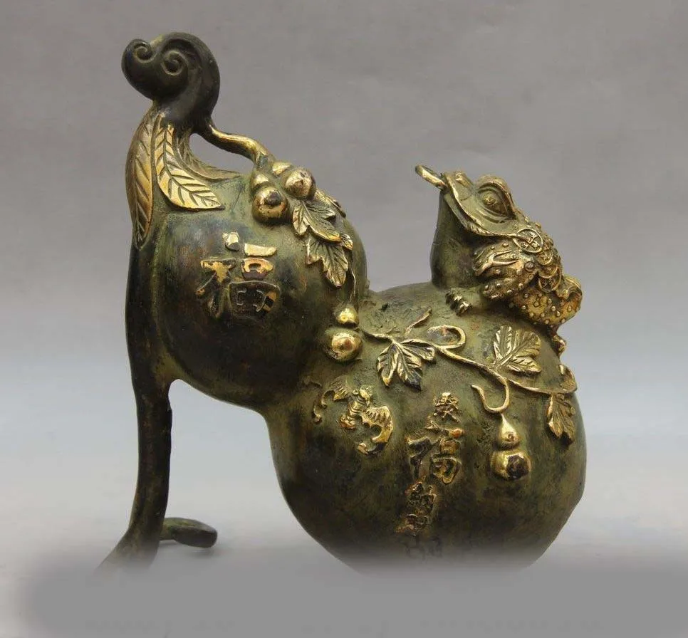 

China Bronze Copper Fengshui Wealth Golden toad Bat Fu Vase Bottle Gourd Statue SD 506