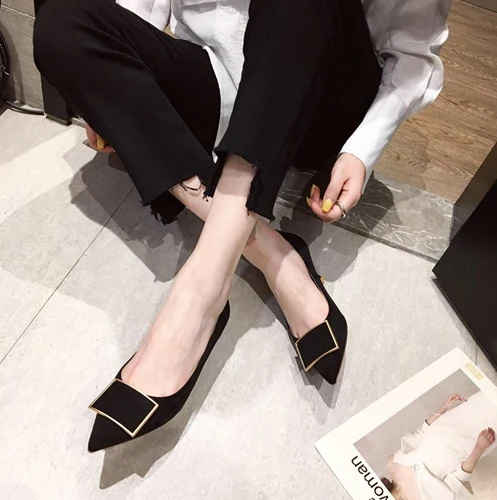 

2019 spring new black belt with single shoes wild sexy stiletto French girls shoes