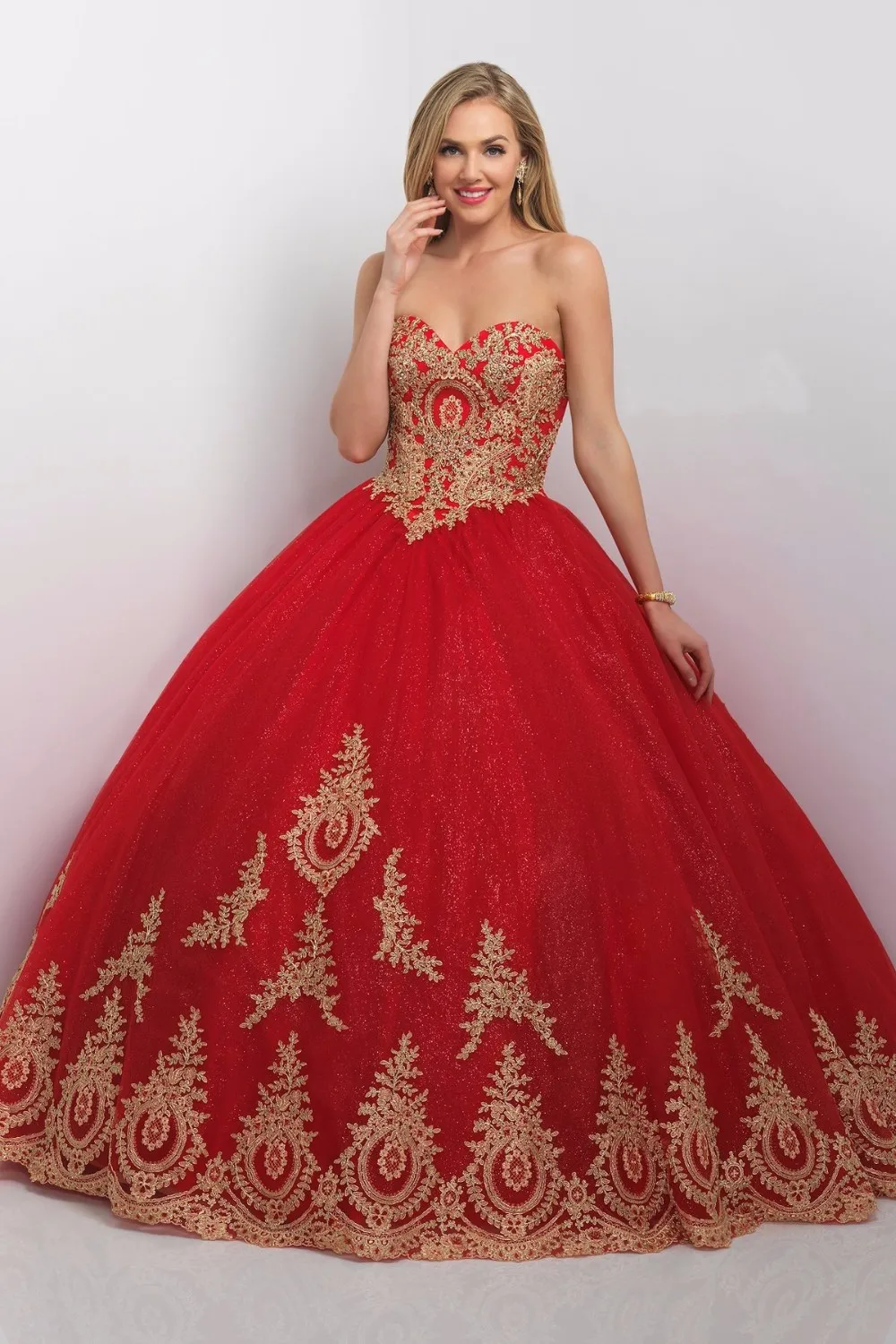 Red and quinceanera gold dresses Red and quinceanera gold dresses