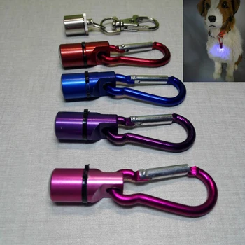 

1pcs Red Blue White Flash Pet LED Light Pendant Cat Dog Collar Pendant Cute Keychain Style Safety Flashing Pets Accessories