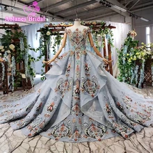 Real Photos Gray Colors Lace Prom Dresses Ball Gown Full Applique Pearl Crystal Evening Formal Prom Gown Puffy Ball Gown