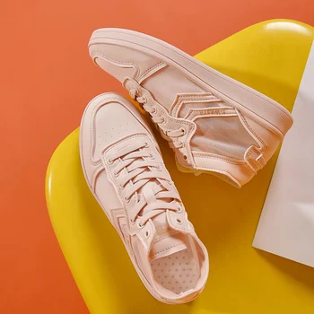 

Leader Show Woman Athletic Shoes Light Rubber Trend Women Sneakers Brand New Zapatillas Mujer 2019 Woman Athletic Shoes Outdoor