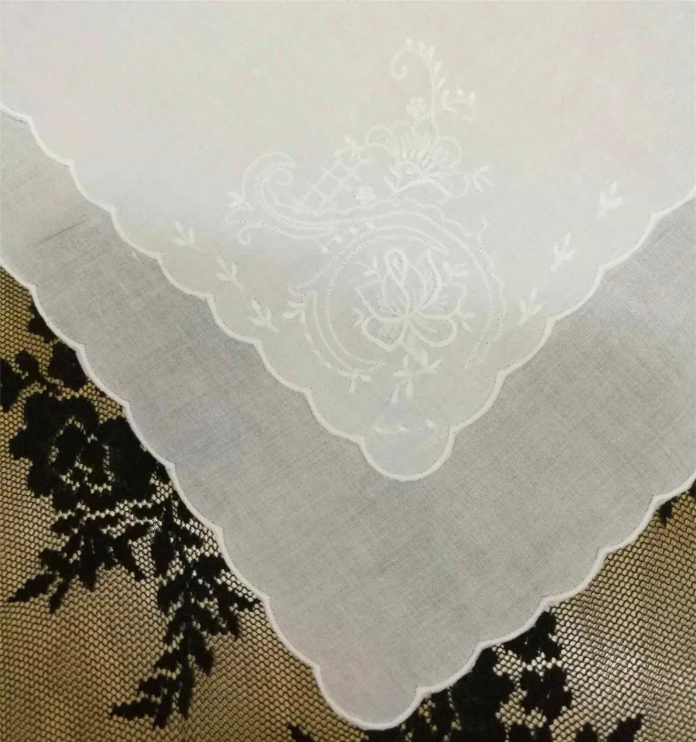 Набор из 12 Мода белый хлопок Дамы Платки 12-дюймовый Для женщин носовой платок с scallooed краями и вышитые цветочные свадебные носовой платок