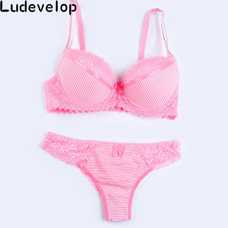 Комплект женского кружевного нижнего белья с чашками пуш ап|bra set|bra set vsvs bra |