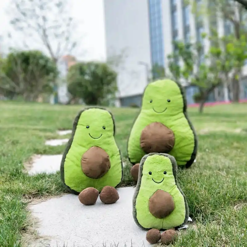 peluche en forma de aguacate