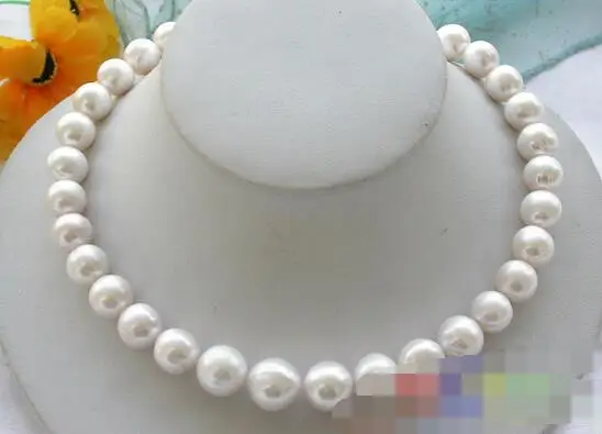 

Free shipping ROUND white freshwater PEARL NECKLACE
