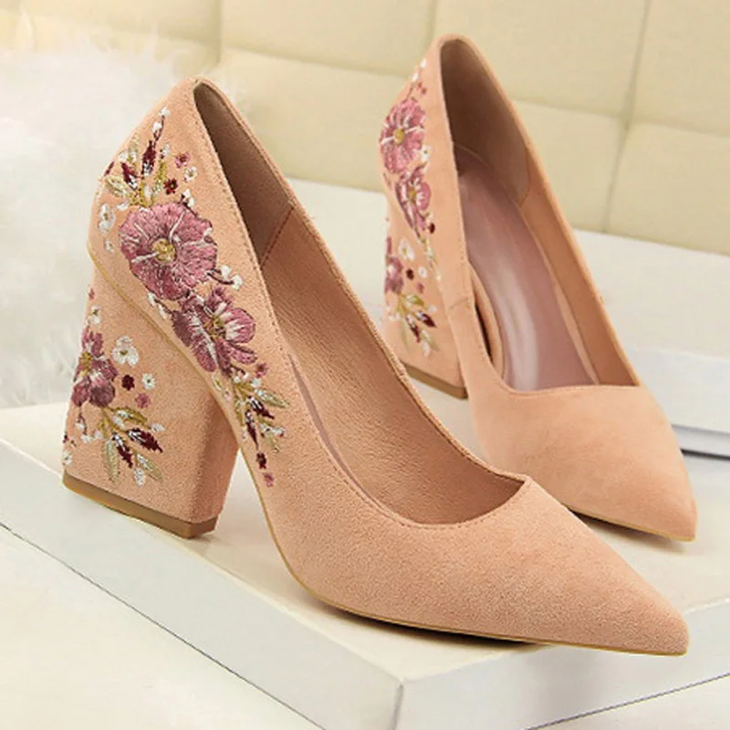 Boussac/женские туфли-лодочки с цветочной вышивкой; пикантные туфли на высоком каблуке с острым носком; элегантные женские офисные туфли; SWB0124 - Цвет: pink